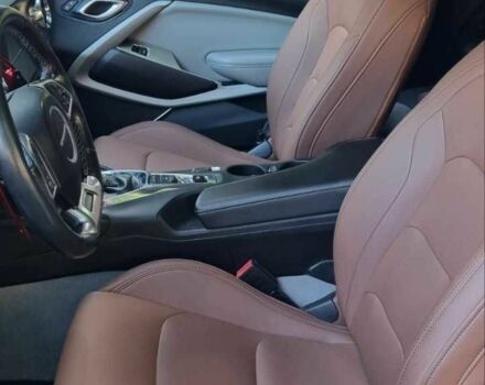 Белый Шевроле Камаро, объемом двигателя 2 л и пробегом 112 тыс. км за 18500 $, фото 7 на Automoto.ua