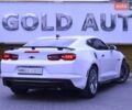 Білий Шевроле Камаро, об'ємом двигуна 2 л та пробігом 111 тис. км за 19900 $, фото 12 на Automoto.ua