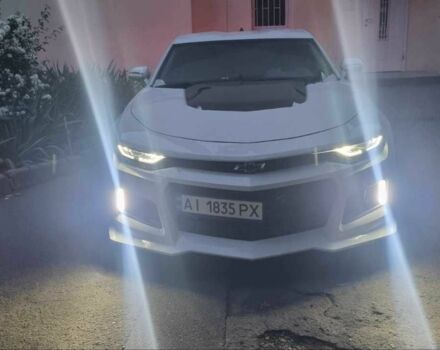 Белый Шевроле Камаро, объемом двигателя 2 л и пробегом 112 тыс. км за 18500 $, фото 2 на Automoto.ua