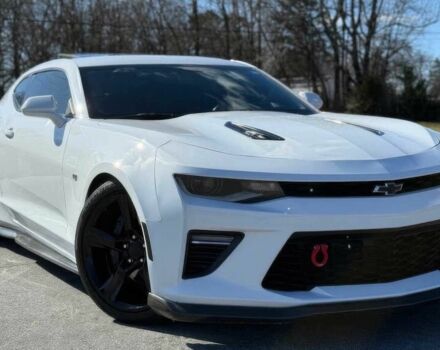 Белый Шевроле Камаро, объемом двигателя 6.2 л и пробегом 58 тыс. км за 5500 $, фото 1 на Automoto.ua