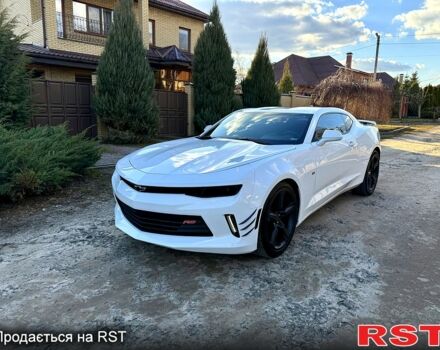 Білий Шевроле Камаро, об'ємом двигуна 20 л та пробігом 118 тис. км за 14999 $, фото 1 на Automoto.ua