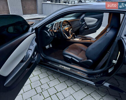 Черный Шевроле Камаро, объемом двигателя 3.6 л и пробегом 165 тыс. км за 16800 $, фото 49 на Automoto.ua