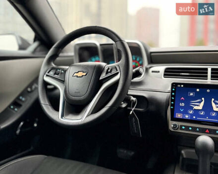 Черный Шевроле Камаро, объемом двигателя 3.6 л и пробегом 151 тыс. км за 13300 $, фото 32 на Automoto.ua