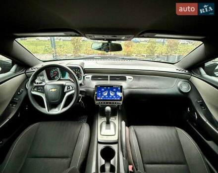 Черный Шевроле Камаро, объемом двигателя 3.6 л и пробегом 151 тыс. км за 13300 $, фото 31 на Automoto.ua