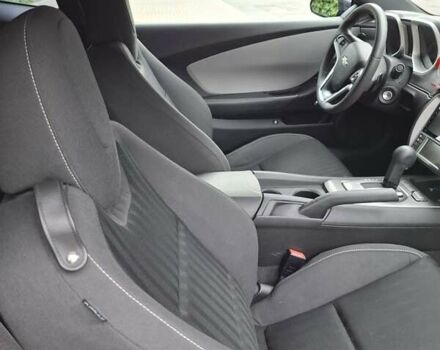 Черный Шевроле Камаро, объемом двигателя 3.6 л и пробегом 77 тыс. км за 16999 $, фото 10 на Automoto.ua