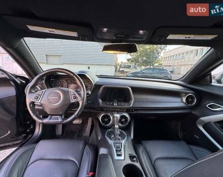 Шевроле Камаро 2016 в Киеве на Automoto.ua Черный Шевроле Камаро, объемом двигателя 2 л и пробегом 61 тыс. км за 21000 $, фото 8 на Automoto.ua