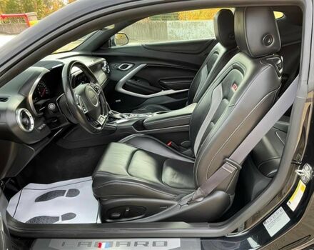 Черный Шевроле Камаро, объемом двигателя 6.2 л и пробегом 78 тыс. км за 5500 $, фото 7 на Automoto.ua