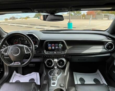 Черный Шевроле Камаро, объемом двигателя 6.2 л и пробегом 78 тыс. км за 5500 $, фото 9 на Automoto.ua