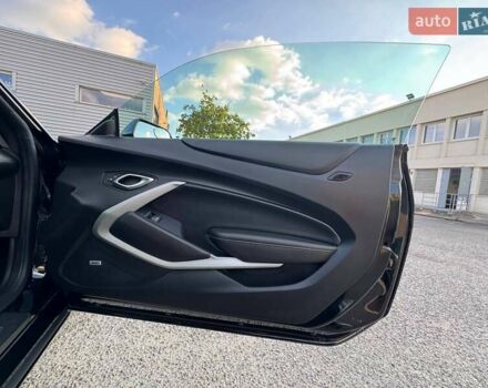 Шевроле Камаро 2016 в Киеве на Automoto.ua Черный Шевроле Камаро, объемом двигателя 2 л и пробегом 61 тыс. км за 21000 $, фото 15 на Automoto.ua