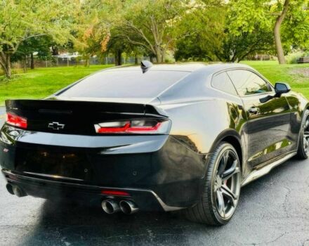 Черный Шевроле Камаро, объемом двигателя 6.2 л и пробегом 76 тыс. км за 3300 $, фото 5 на Automoto.ua