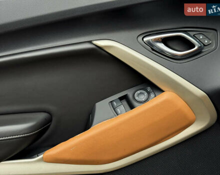 Черный Шевроле Камаро, объемом двигателя 3.6 л и пробегом 200 тыс. км за 16500 $, фото 13 на Automoto.ua