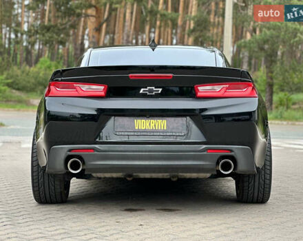 Черный Шевроле Камаро, объемом двигателя 2 л и пробегом 122 тыс. км за 15950 $, фото 18 на Automoto.ua