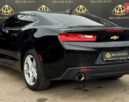 Черный Шевроле Камаро, объемом двигателя 3.6 л и пробегом 200 тыс. км за 16500 $, фото 7 на Automoto.ua