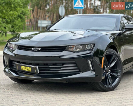 Черный Шевроле Камаро, объемом двигателя 2 л и пробегом 122 тыс. км за 15950 $, фото 2 на Automoto.ua