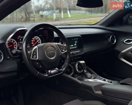 Черный Шевроле Камаро, объемом двигателя 3.64 л и пробегом 88 тыс. км за 17999 $, фото 9 на Automoto.ua