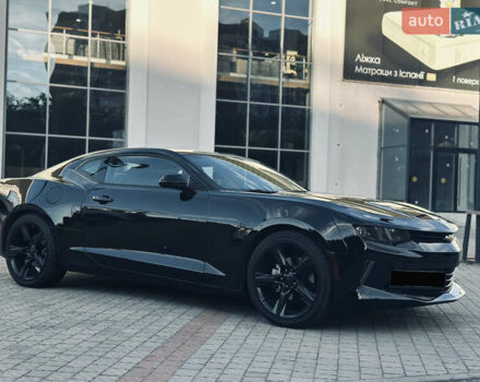 Черный Шевроле Камаро, объемом двигателя 2 л и пробегом 45 тыс. км за 14000 $, фото 30 на Automoto.ua