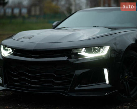 Черный Шевроле Камаро, объемом двигателя 3.64 л и пробегом 88 тыс. км за 17999 $, фото 6 на Automoto.ua