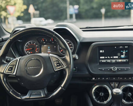 Черный Шевроле Камаро, объемом двигателя 2 л и пробегом 45 тыс. км за 14000 $, фото 20 на Automoto.ua