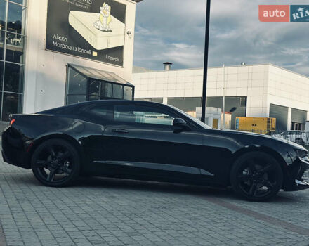 Черный Шевроле Камаро, объемом двигателя 2 л и пробегом 45 тыс. км за 14000 $, фото 28 на Automoto.ua