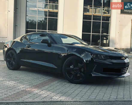 Черный Шевроле Камаро, объемом двигателя 2 л и пробегом 45 тыс. км за 14000 $, фото 6 на Automoto.ua