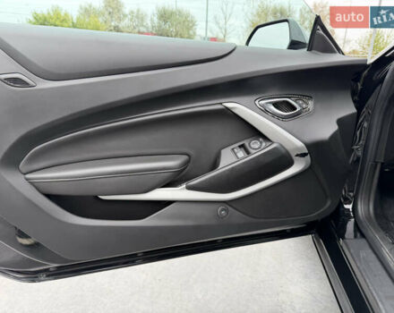 Черный Шевроле Камаро, объемом двигателя 6.2 л и пробегом 45 тыс. км за 39900 $, фото 15 на Automoto.ua