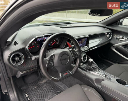 Черный Шевроле Камаро, объемом двигателя 6.2 л и пробегом 45 тыс. км за 39900 $, фото 12 на Automoto.ua