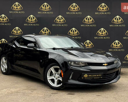 Черный Шевроле Камаро, объемом двигателя 3.6 л и пробегом 200 тыс. км за 16500 $, фото 1 на Automoto.ua