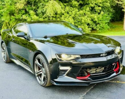 Черный Шевроле Камаро, объемом двигателя 6.2 л и пробегом 76 тыс. км за 3300 $, фото 1 на Automoto.ua