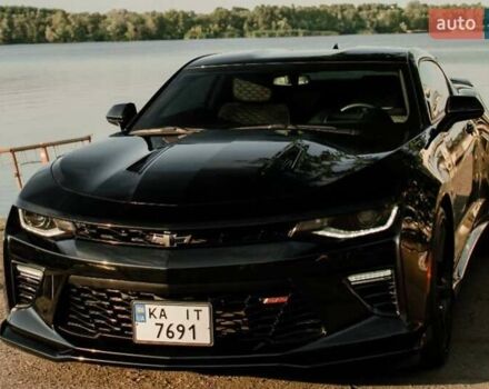 Черный Шевроле Камаро, объемом двигателя 6.16 л и пробегом 141 тыс. км за 21700 $, фото 1 на Automoto.ua