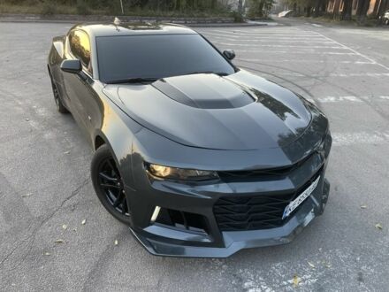 Шевроле Камаро 2018 у Кам'янське (Дніпродзержинськ) на Automoto.ua Чорний Шевроле Камаро, об'ємом двигуна 2 л та пробігом 135 тис. км за 14899 $, фото 1 на Automoto.ua