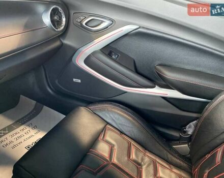 Червоний Шевроле Камаро, об'ємом двигуна 6.16 л та пробігом 3 тис. км за 77777 $, фото 16 на Automoto.ua