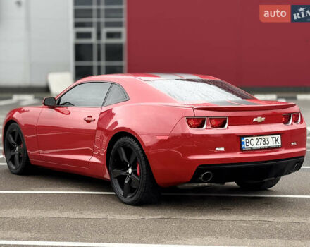 Красный Шевроле Камаро, объемом двигателя 6.2 л и пробегом 33 тыс. км за 22400 $, фото 6 на Automoto.ua