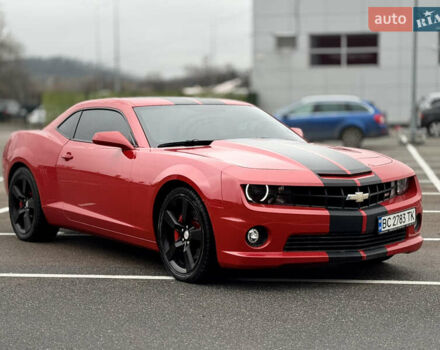 Красный Шевроле Камаро, объемом двигателя 6.2 л и пробегом 33 тыс. км за 22400 $, фото 3 на Automoto.ua