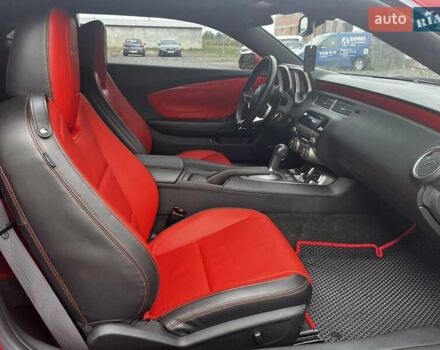 Красный Шевроле Камаро, объемом двигателя 6.16 л и пробегом 32 тыс. км за 28500 $, фото 33 на Automoto.ua