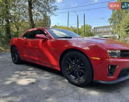 Красный Шевроле Камаро, объемом двигателя 3.6 л и пробегом 300 тыс. км за 11700 $, фото 1 на Automoto.ua
