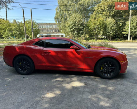 Красный Шевроле Камаро, объемом двигателя 3.6 л и пробегом 300 тыс. км за 11700 $, фото 2 на Automoto.ua