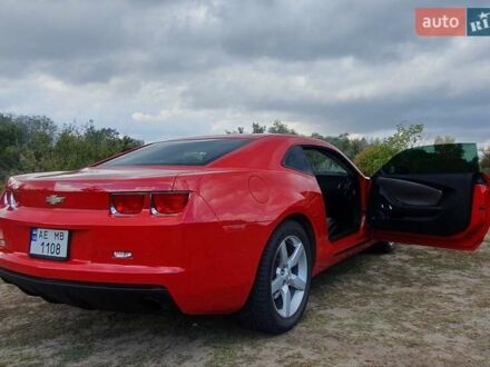 Шевроле Камаро 2011 в Днепре (Днепропетровске) на Automoto.ua Красный Шевроле Камаро, объемом двигателя 3.6 л и пробегом 130 тыс. км за 15500 $, фото 1 на Automoto.ua