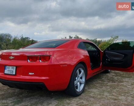 Красный Шевроле Камаро, объемом двигателя 3.6 л и пробегом 130 тыс. км за 15500 $, фото 1 на Automoto.ua