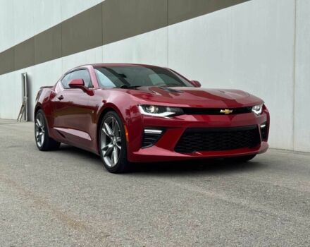 Красный Шевроле Камаро, объемом двигателя 6.2 л и пробегом 70 тыс. км за 10300 $, фото 1 на Automoto.ua