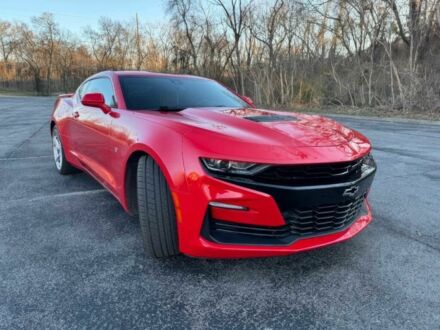 Шевроле Камаро 2019 в Сумах на Automoto.ua Красный Шевроле Камаро, объемом двигателя 6.2 л и пробегом 46 тыс. км за 17200 $, фото 1 на Automoto.ua