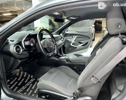 Шевроле Камаро, объемом двигателя 2 л и пробегом 49 тыс. км за 28900 $, фото 22 на Automoto.ua