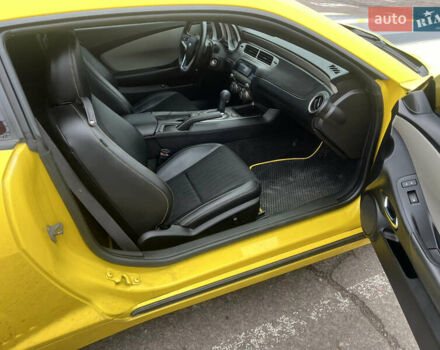 Жовтий Шевроле Камаро, об'ємом двигуна 3.6 л та пробігом 245 тис. км за 16500 $, фото 9 на Automoto.ua