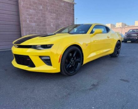 Шевроле Камаро 2016 в Житомире на Automoto.ua Желтый Шевроле Камаро, объемом двигателя 6.2 л и пробегом 74 тыс. км за 3300 $, фото 2 на Automoto.ua