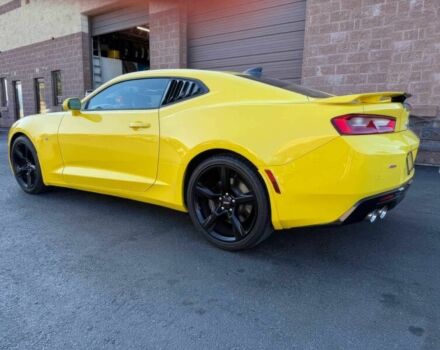 Шевроле Камаро 2016 в Житомире на Automoto.ua Желтый Шевроле Камаро, объемом двигателя 6.2 л и пробегом 74 тыс. км за 3300 $, фото 7 на Automoto.ua
