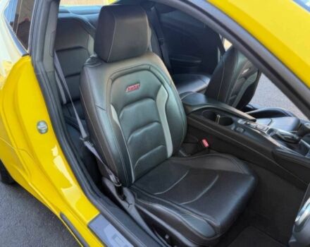 Шевроле Камаро 2016 в Житомире на Automoto.ua Желтый Шевроле Камаро, объемом двигателя 6.2 л и пробегом 74 тыс. км за 3300 $, фото 9 на Automoto.ua