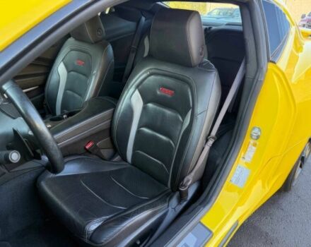 Шевроле Камаро 2016 в Житомире на Automoto.ua Желтый Шевроле Камаро, объемом двигателя 6.2 л и пробегом 74 тыс. км за 3300 $, фото 8 на Automoto.ua