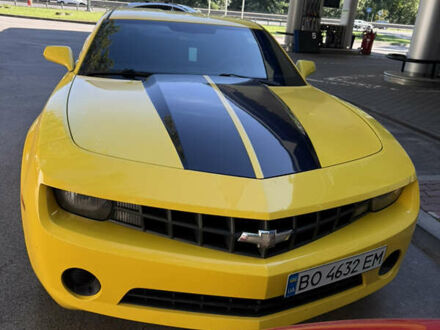 Шевроле Камаро 2012 в Киеве на Automoto.ua Желтый Шевроле Камаро, объемом двигателя 3.56 л и пробегом 185 тыс. км за 11500 $, фото 1 на Automoto.ua