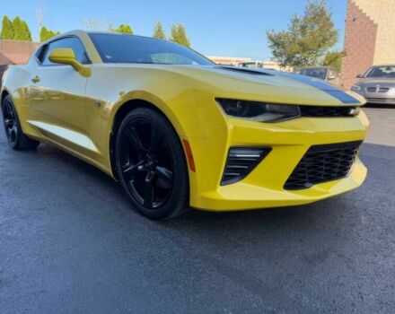 Желтый Шевроле Камаро, объемом двигателя 6.2 л и пробегом 74 тыс. км за 3300 $, фото 1 на Automoto.ua