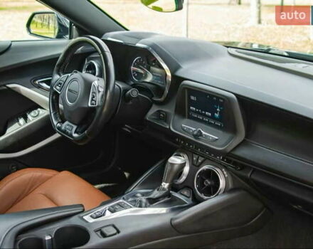 Серый Шевроле Камаро, объемом двигателя 3.6 л и пробегом 103 тыс. км за 21990 $, фото 20 на Automoto.ua