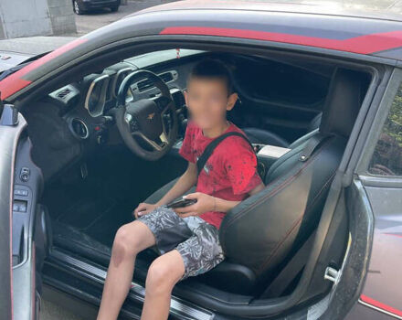 Сірий Шевроле Камаро, об'ємом двигуна 6.16 л та пробігом 65 тис. км за 39900 $, фото 11 на Automoto.ua